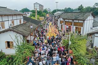 ⤵️中国足球陷低谷！反腐大片、大连深圳解散、国足亚洲杯最差战绩